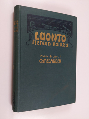Luonto tieteen valossa III nidos