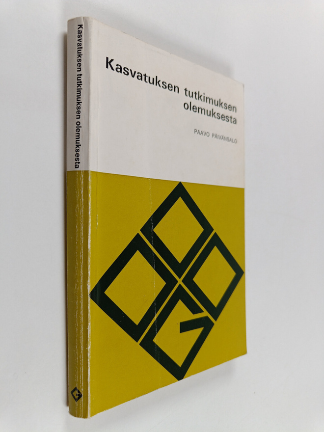 Paavo Päivänsalo : Kasvatuksen tutkimuksen olemuksesta
