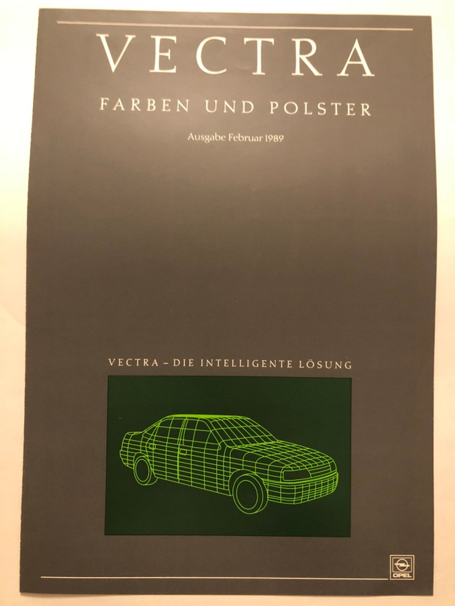 Myyntiesite - Opel Vectra Farben und Polster - 2/1989