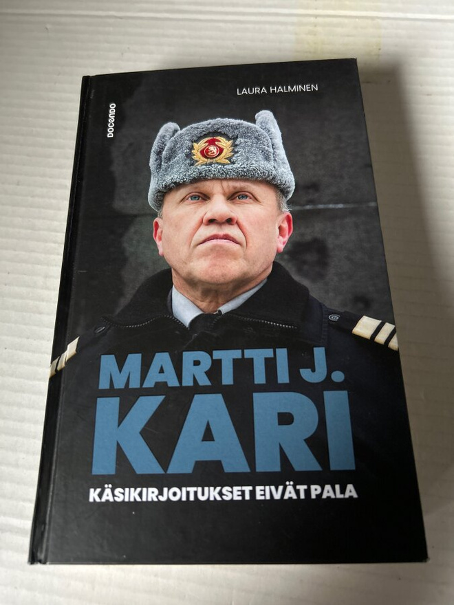 Martti J. Kari Käsikirjoitukset eivät pala