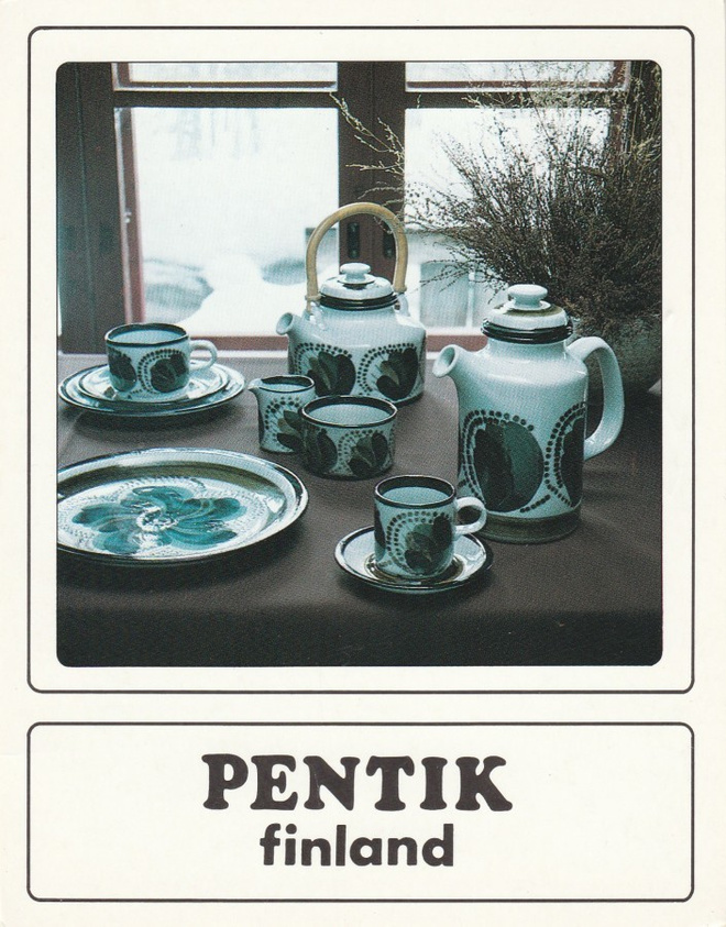 POSTIKORTTI  PENTIK, Käsinmaalattu astiasto SARA