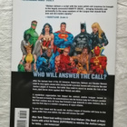 Meltzer, Brad; Benes, Ed & co: JLA: Tornado's Path - pikkukuva 2
