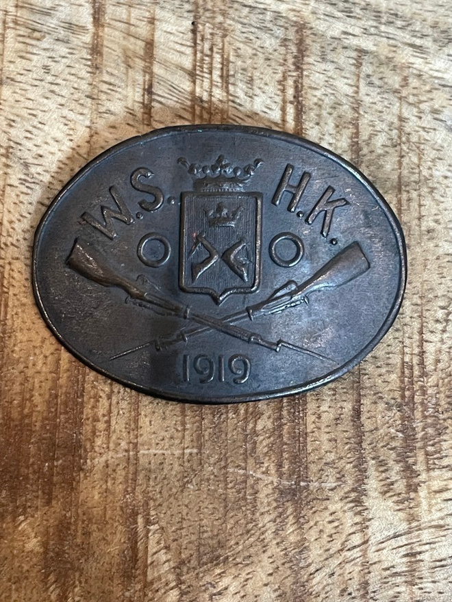 Suojeluskunta Wiipurin Alipäällystökurssin merkki 1919
