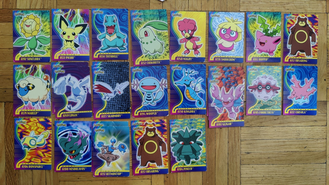 Pokemon TOPPS Johto liigan kortteja