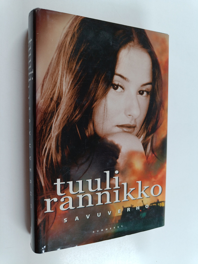 Tuuli Rannikko : Savuverho