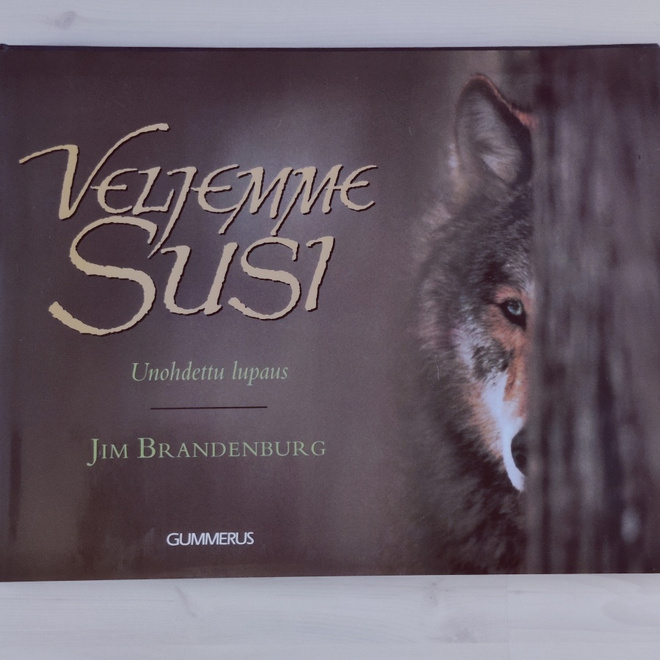 Veljemme Susi - Jim Brandenburg