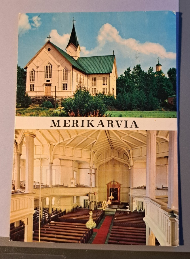 Merikarvian kirkko, kuva sisältä ja ulkoa, kulkenut