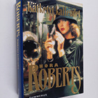 Nora Roberts : Kätketyt kalleudet - pikkukuva 1