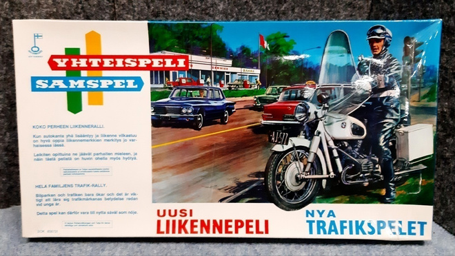 Uusi liikennepeli  .Vintage Lautapeli