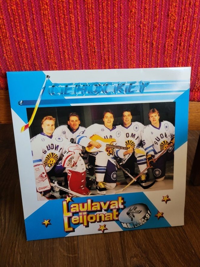 Laulavat Leijonat - Ice Hockey