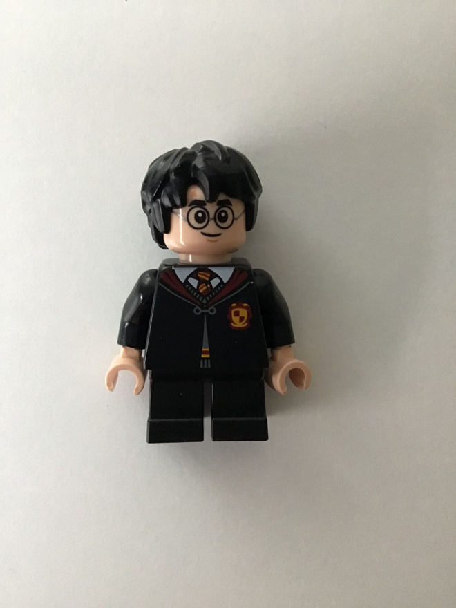 Lego minifiguuri - Harry Potter - Gryffindor Robe Clasped