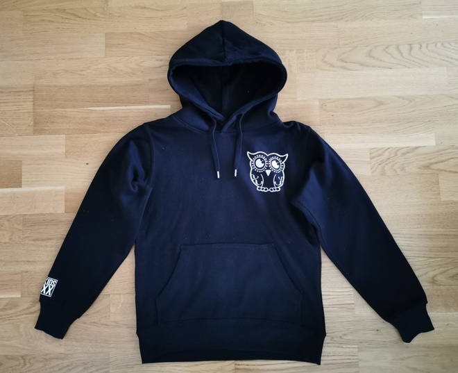 Skuxx huppari 8-10 v - uusi