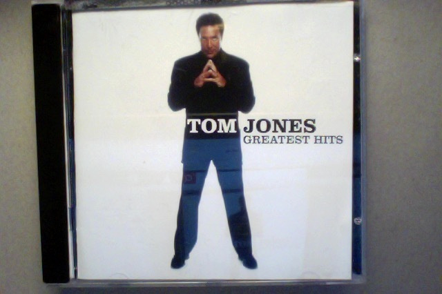 TOM  JONES  ::  GREATEST  HITS  ::  CD  ALBUM     2003