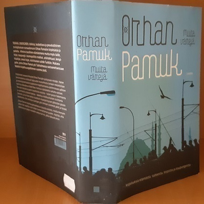 Orhan Pamuk : Muita värejä