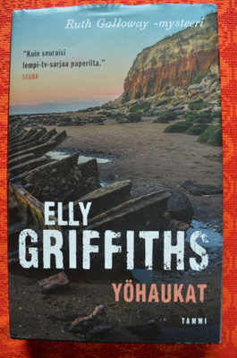 Elly Gruffiths: YÖHAUKAT