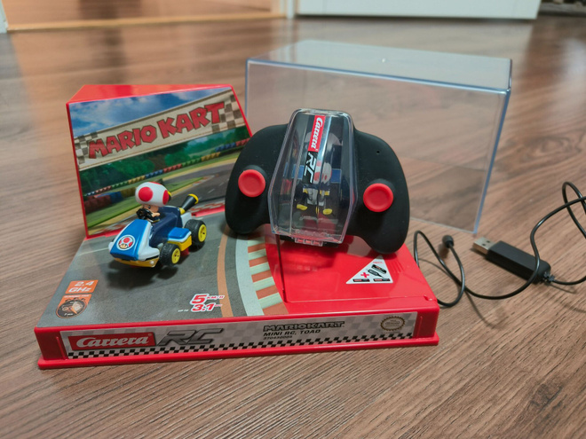 MARIO KART MINI RC, TOAD (Radio-ohjattava auto)