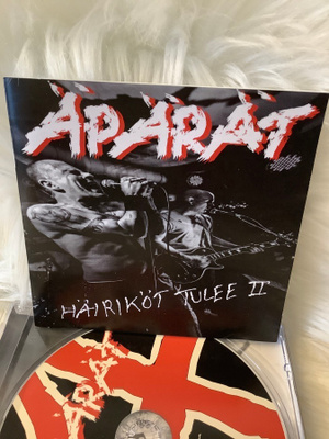 ÄPÄRÄT:HÄIRIKÖT TULEE II