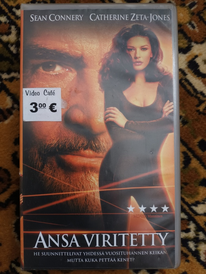 Ansa On Viritetty - Entrapment (1999) VHS
