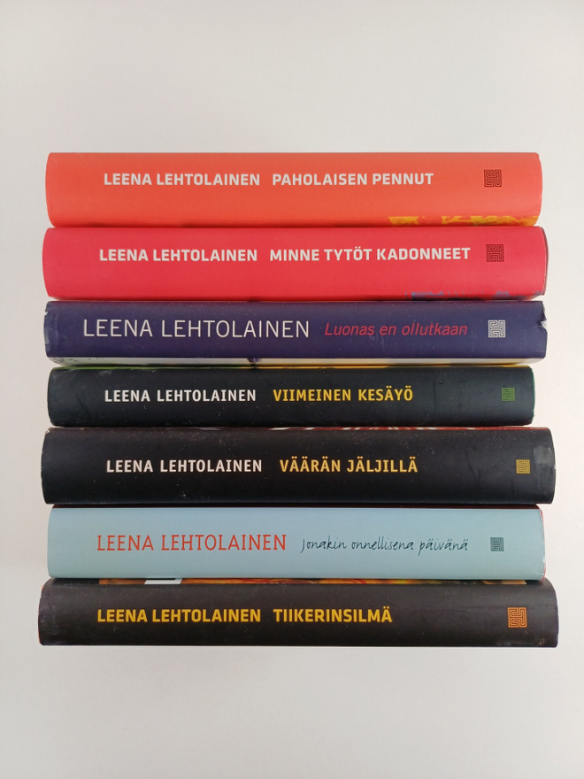 Leena Lehtolainen : Leena Lehtolainen -setti (7 kirjaa) :...