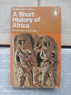 Oliver • Fage - A Short History of Africa (paperback)