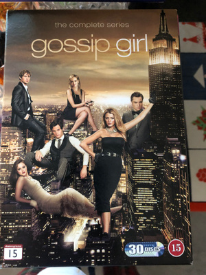 Gossip Girl: Kaudet 1-6. Koko sarja.