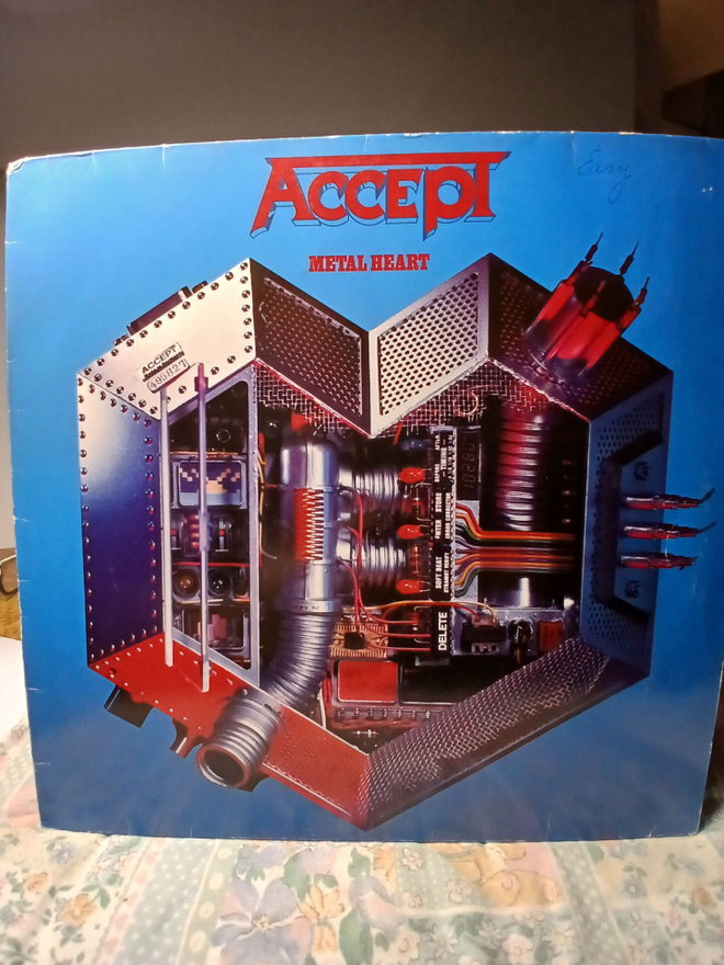 Accept – Metal Heart