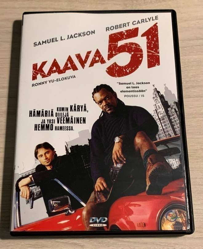 Kaava 51 (2001)  Samuel L. Jackson & Robert Carlyle