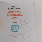 Heli Laaksonen : Aurinko. Porkkana. Vesi. : runoi (signee... - pikkukuva 3