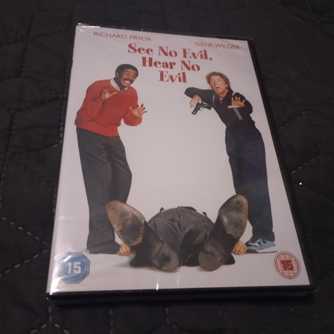 Syyttömät silminnäkijät DVD **muoveissa**