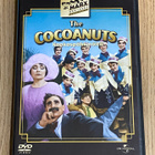 KOOKOSPÄHKINÖITÄ - DVD - THE MARX BROTHERS - pikkukuva 1