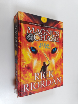 Rick Riordan : Kesän miekka