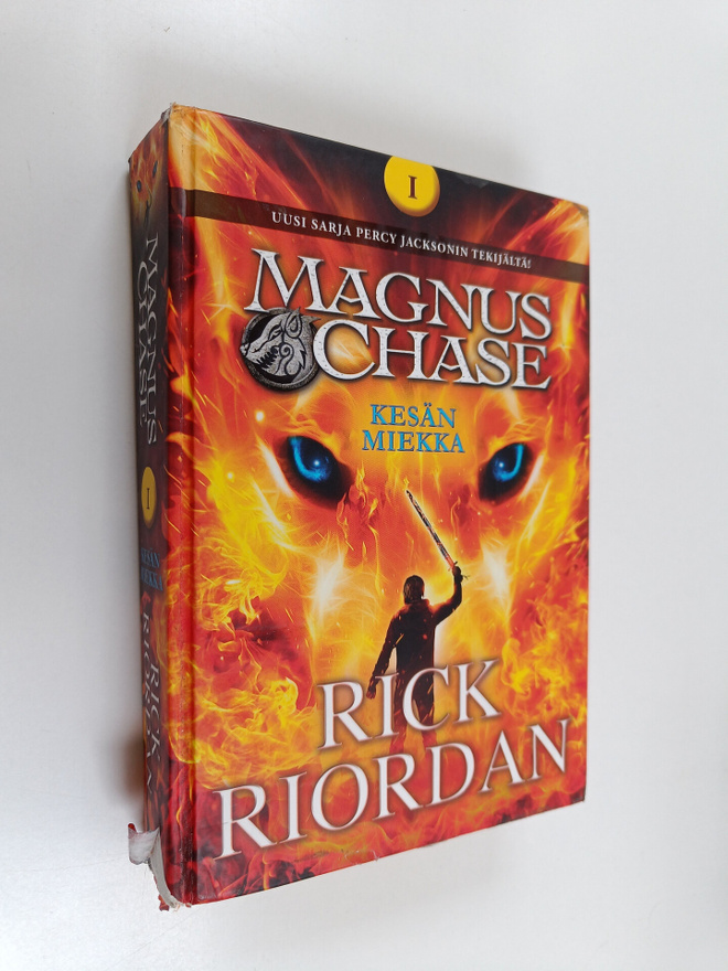 Rick Riordan : Kesän miekka