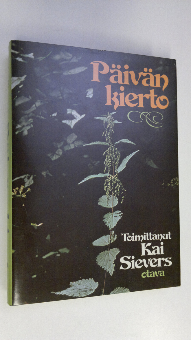 Kai (toim.) Sievers : Päivän kierto : valikoima runoja