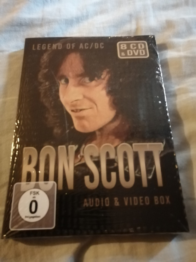 AC/DC- Bon Scott Legend of AC/DC (8cd & dvd)