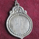 Vanha palkintomitali/riipus. V p.  6.1.21 - pikkukuva 1