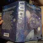 Liu Cixin : Kolmen kappaleen ongelma - pikkukuva 1