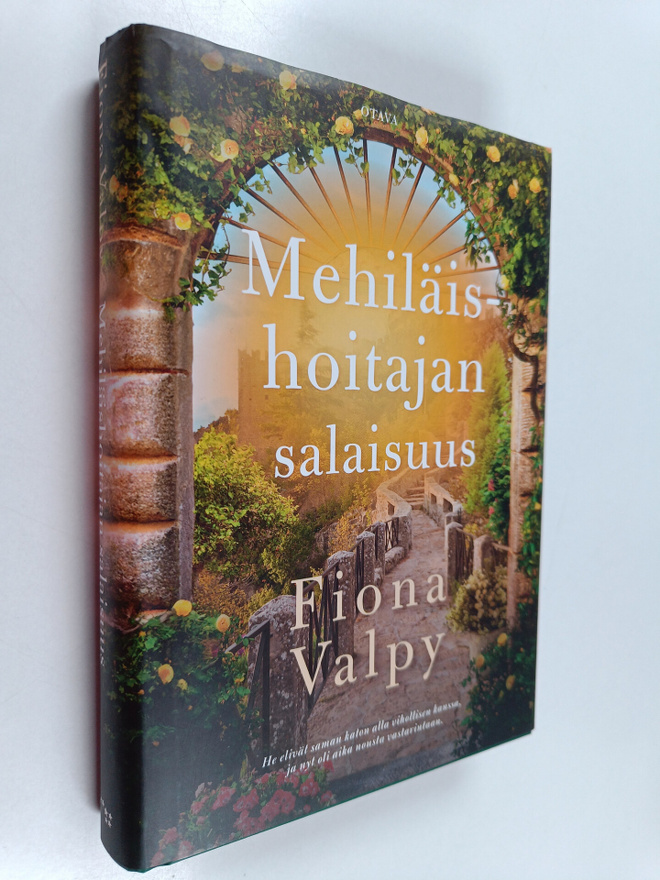 Fiona Valpy : Mehiläishoitajan salaisuus