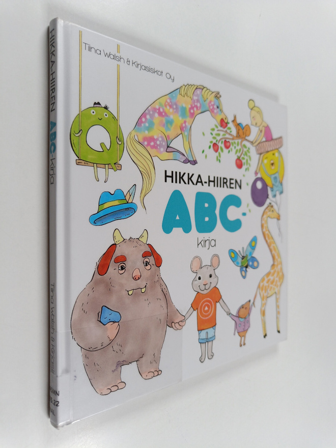 Tiina Walsh : Hikka-Hiiren ABC-kirja