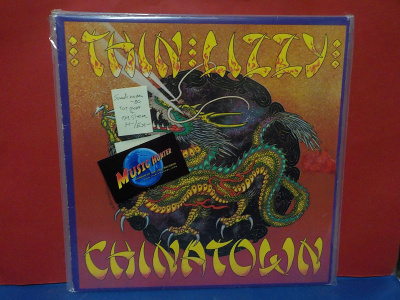 THIN LIZZY - CHINATOWN M-/EX- SCANDINAVIA -80 1ST PRESS LP