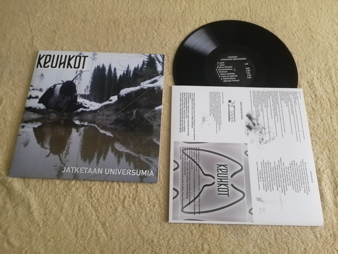 KEUHKOT - Jatketaan universumia LP