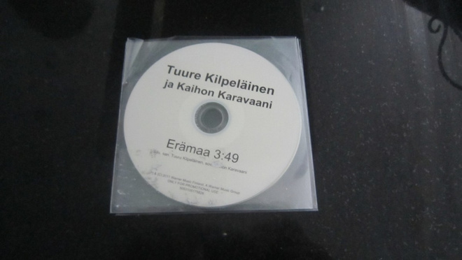 Tuure Kilpeläinen ja Kaihon Karavaani erämaa cds