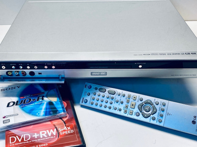 Tallentava dvd kiintolevyllä LG RH7500