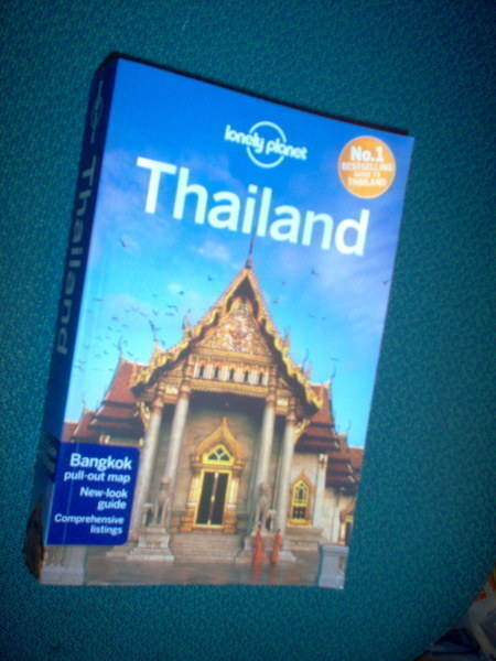 THAILAND Lonely Planet matkaopas (2012) Sis.postikulut