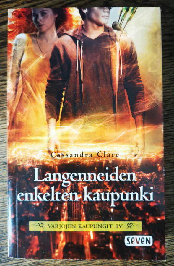 Cassandra Clare: Langenneiden enkelten kaupunki [Seven]