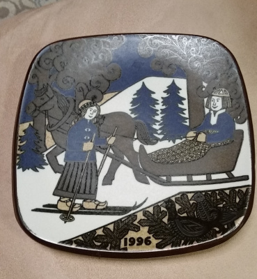 Arabia, Raija Uosikkinen, Kalevala, vuosilautanen 1996