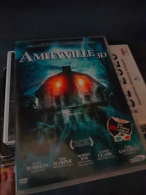 amityville 3D parit lasit mukana