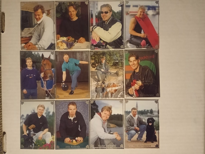 1998-99 Cardset Off Duty täysi setti 1-12