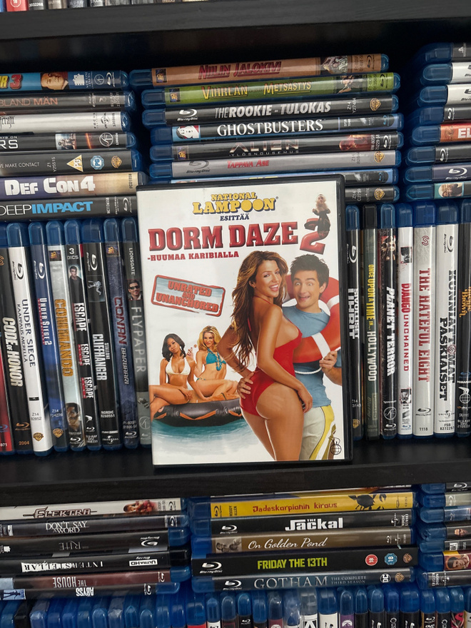 National lampoon: dorm daze 2 leikkaamaton
