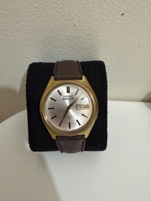 Seiko Actus 5 7019-8010 kello