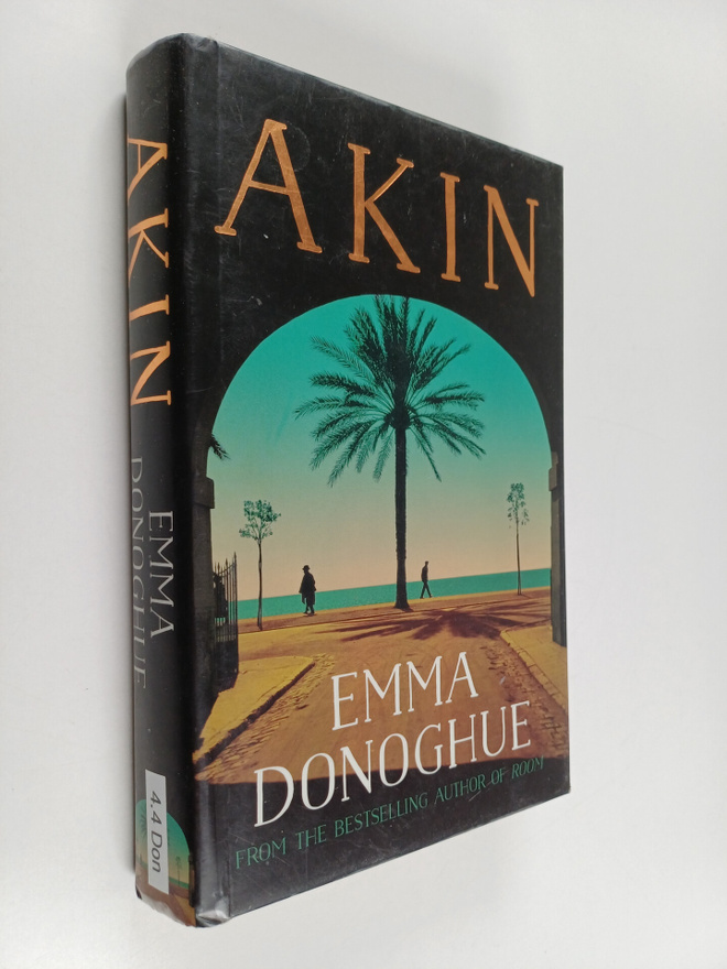 Emma Donoghue : Akin : a novel